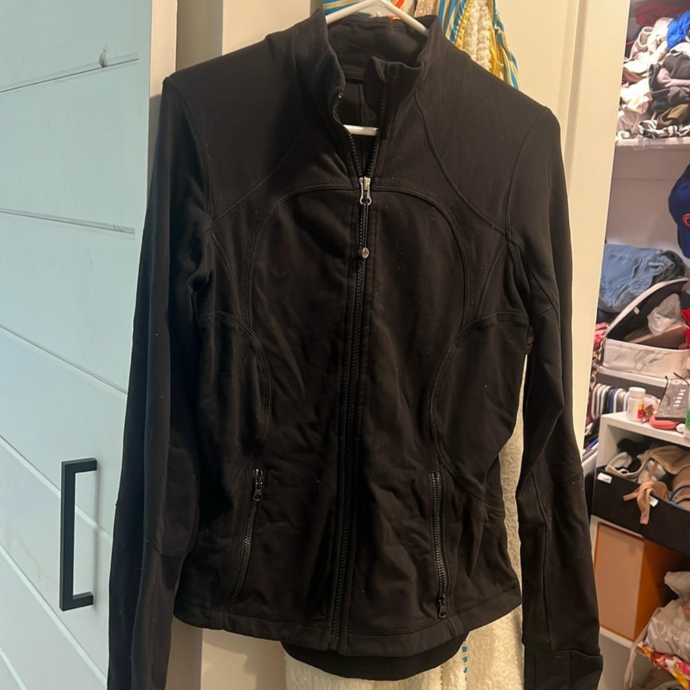 Lululemon black lightly used 6 define jacket